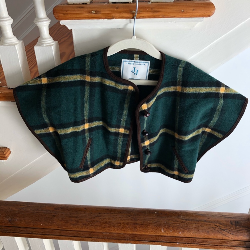 Janie and jack plaid cape size 6-12 months